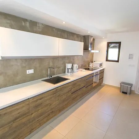 Laja - Panoramic Hillside House In Villa *