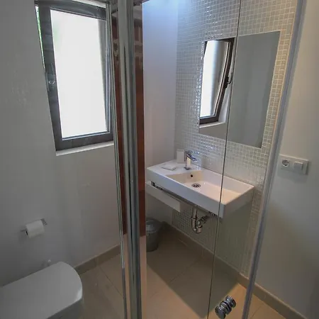 Villa Laja - Panoramic Hillside House In